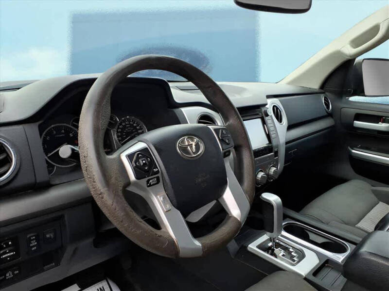 2014 Toyota Tundra SR5