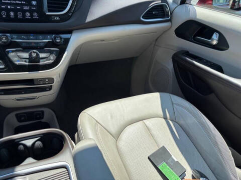 2020 Chrysler Pacifica Touring L Plus