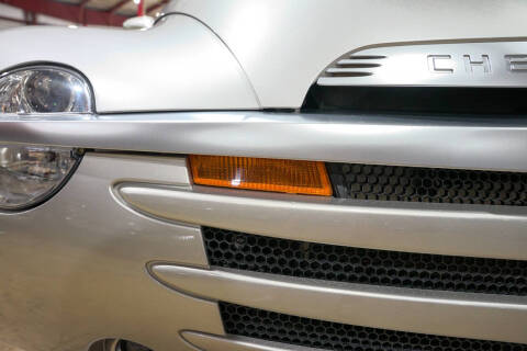 2004 Chevrolet SSR LS