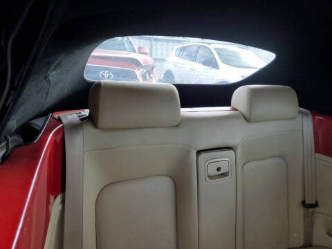 2010 Volkswagen New Beetle Convertible