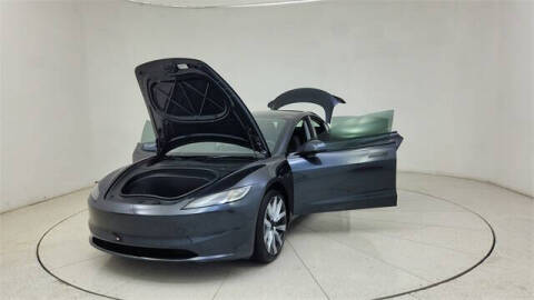 2025 Tesla Model 3 Long Range