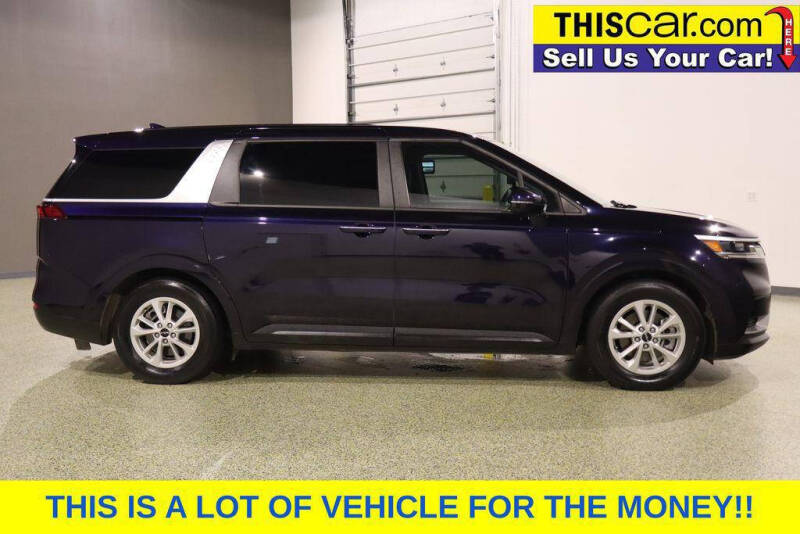 2024 Kia Carnival LX