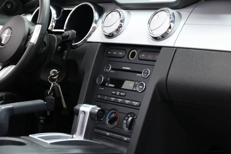 2008 Ford Mustang