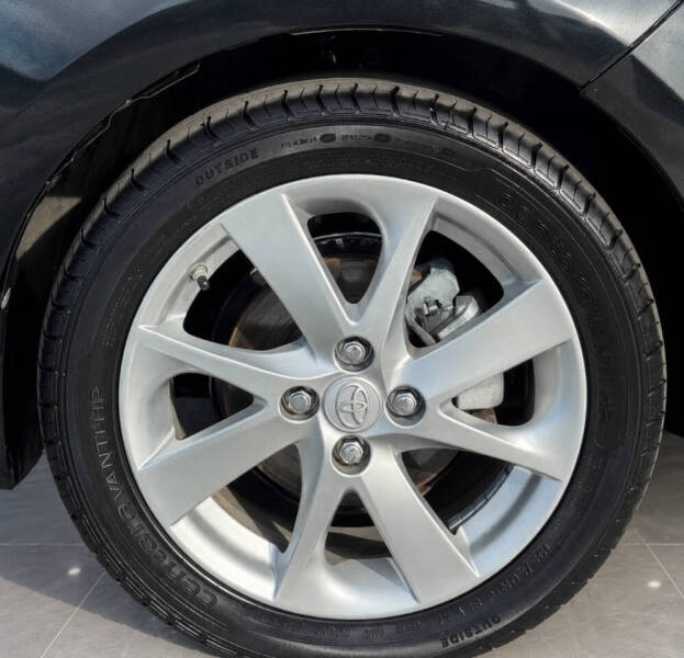 2016 Toyota Prius c Four