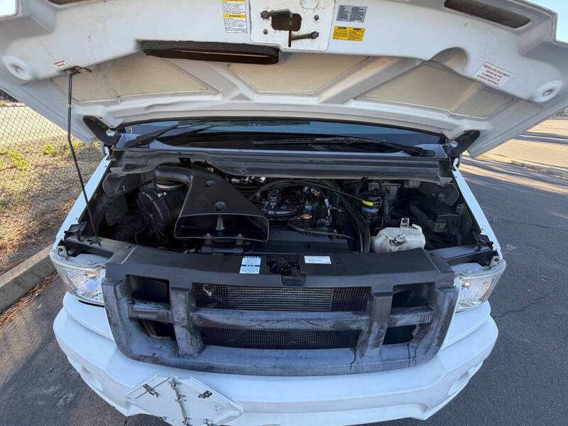 2014 Isuzu NPR