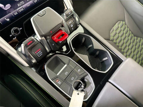 2024 Lamborghini Urus S