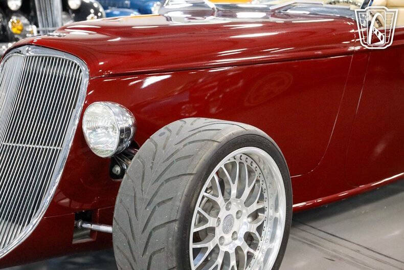 1933 Ford Roadster