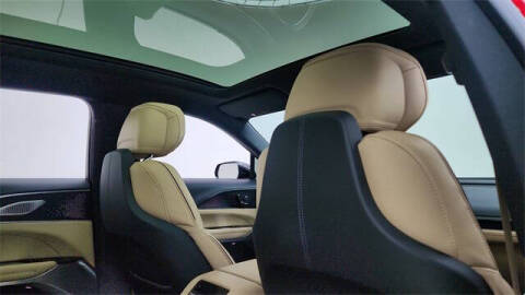 2025 Cadillac LYRIQ Luxury 3