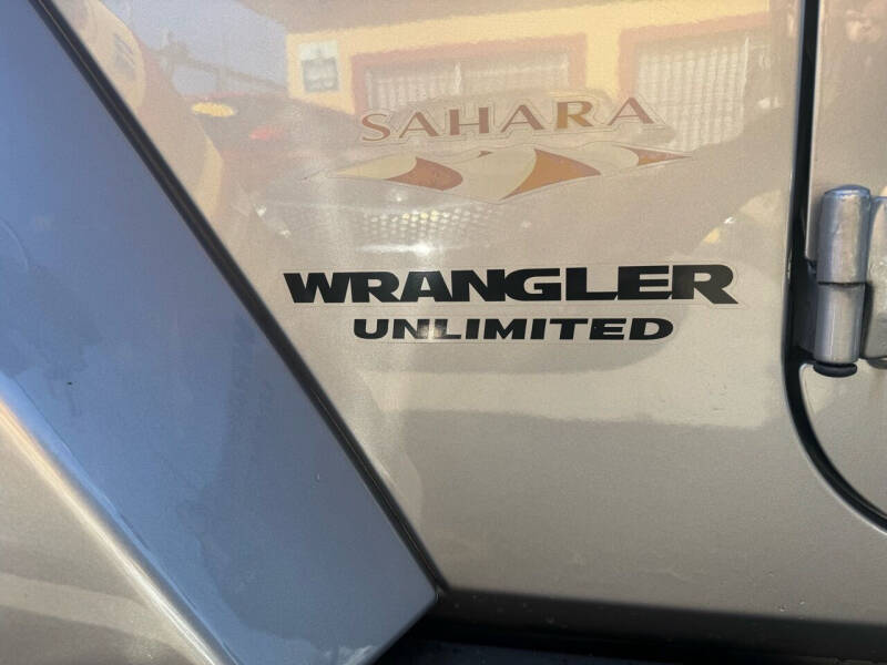 2013 Jeep Wrangler Unlimited Sahara