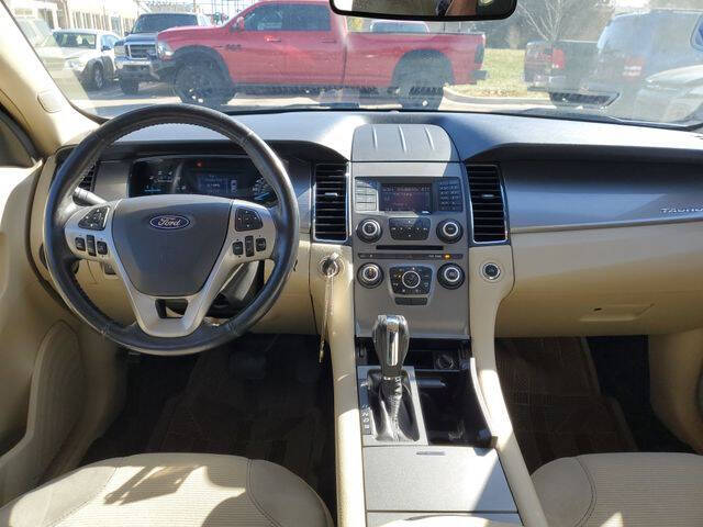 2014 Ford Taurus SEL