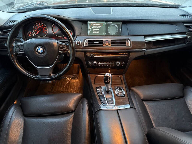 2012 BMW 7 Series