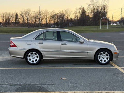 2005 Mercedes-Benz C-Class C 320