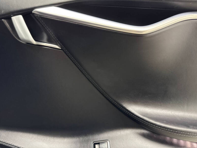 2017 Tesla Model S 75D