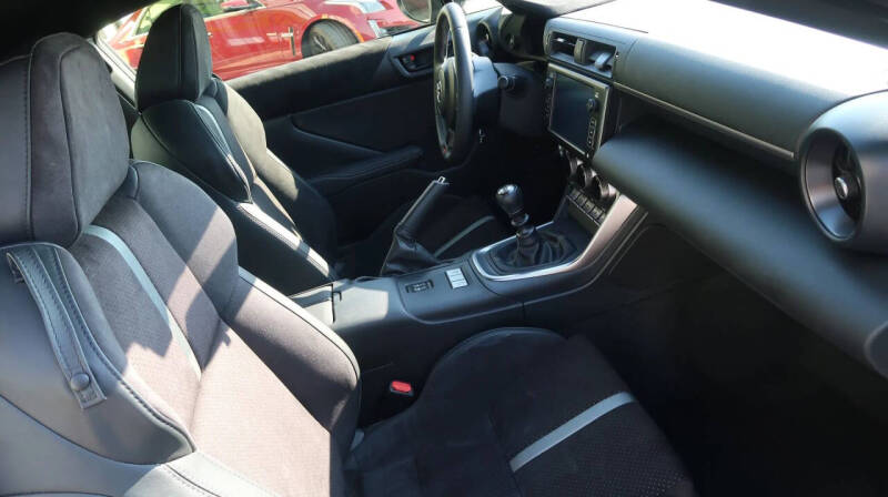 2024 Toyota GR86 Premium