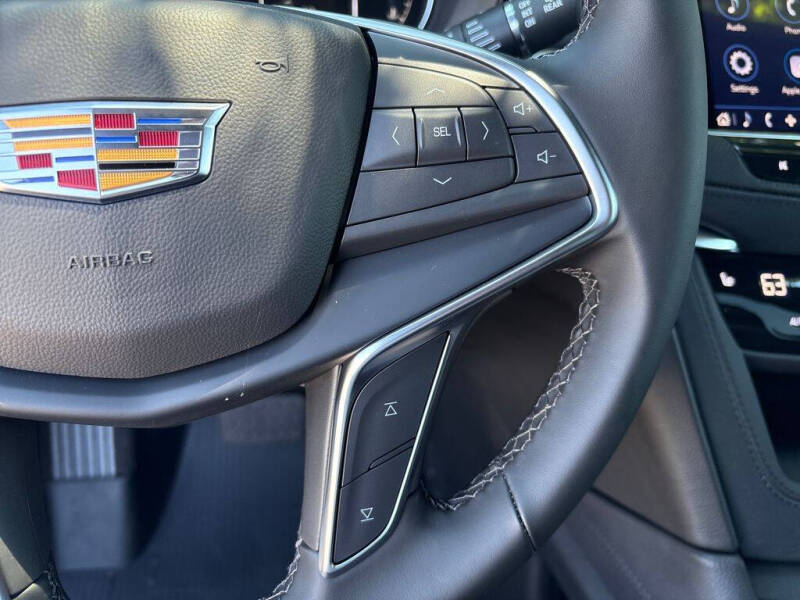 2026 Cadillac XT5 Luxury