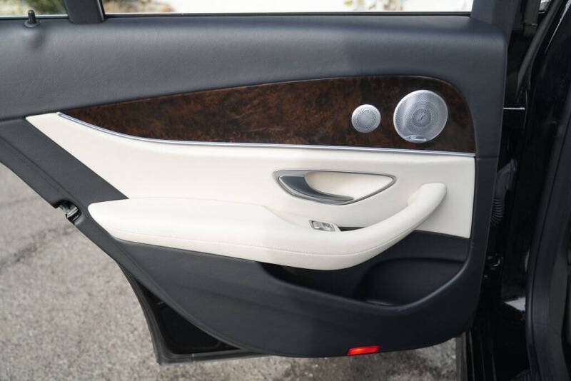 2019 Mercedes-Benz E-Class E 300 4MATIC