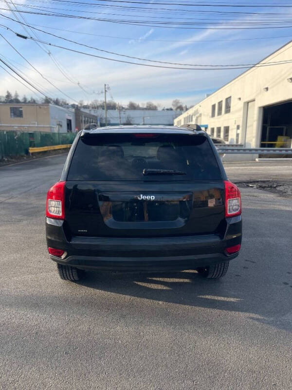 2012 Jeep Compass Sport