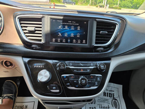2018 Chrysler Pacifica Touring L