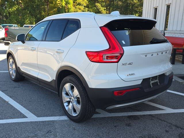 2020 Volvo XC40 T5 Momentum