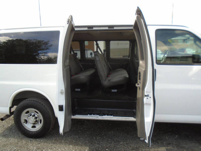 2016 Chevrolet Express LS 2500