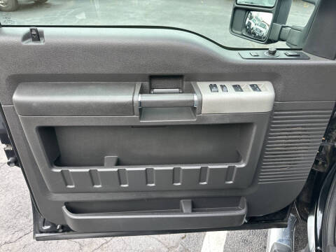 2014 Ford F-350 Super Duty Lariat