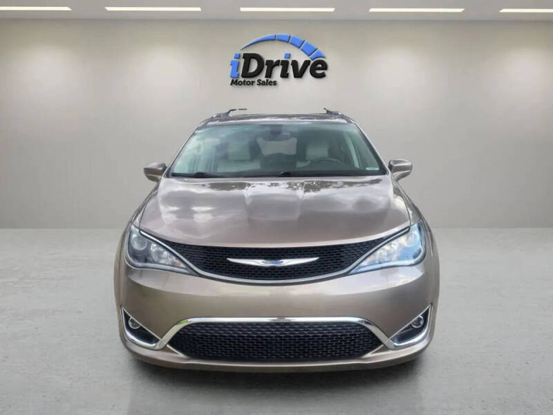 2018 Chrysler Pacifica Touring L Plus