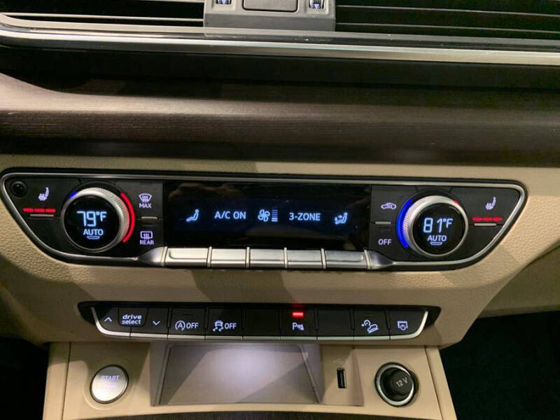 2023 Audi Q5 quattro Premium 40 TFSI