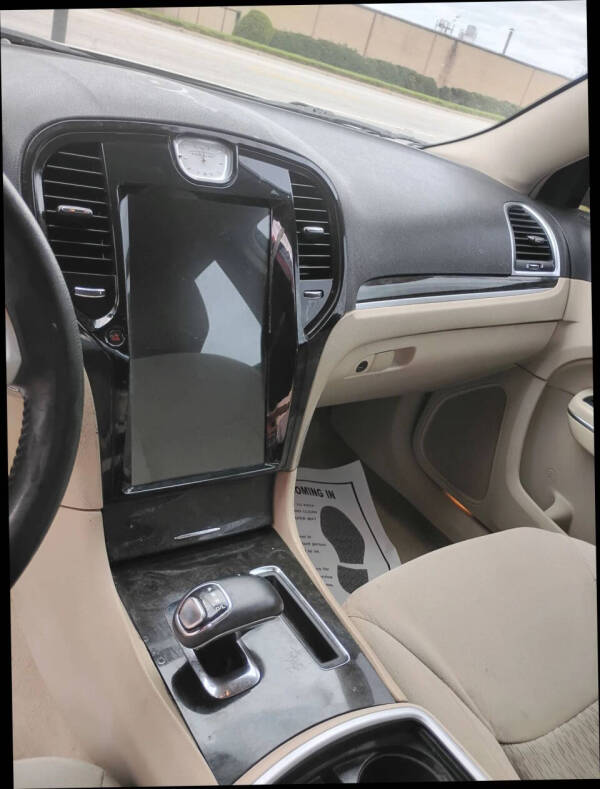2014 Chrysler 300