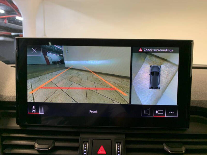 2022 Audi SQ5 3.0T quattro Premium Plus