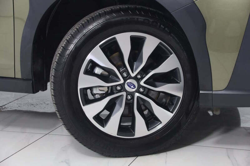 2023 Subaru Outback Touring XT