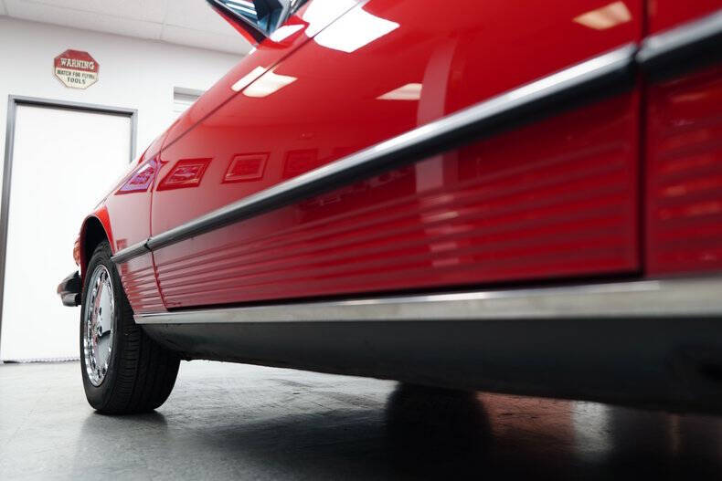 1986 Mercedes-Benz 560-Class 560 SL