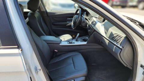 2012 BMW 3 Series 328i