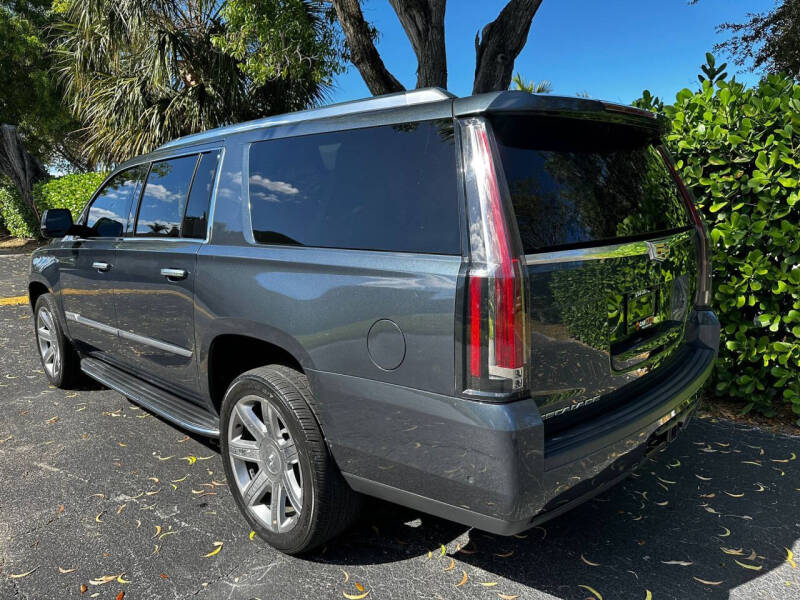 2020 Cadillac Escalade ESV Luxury