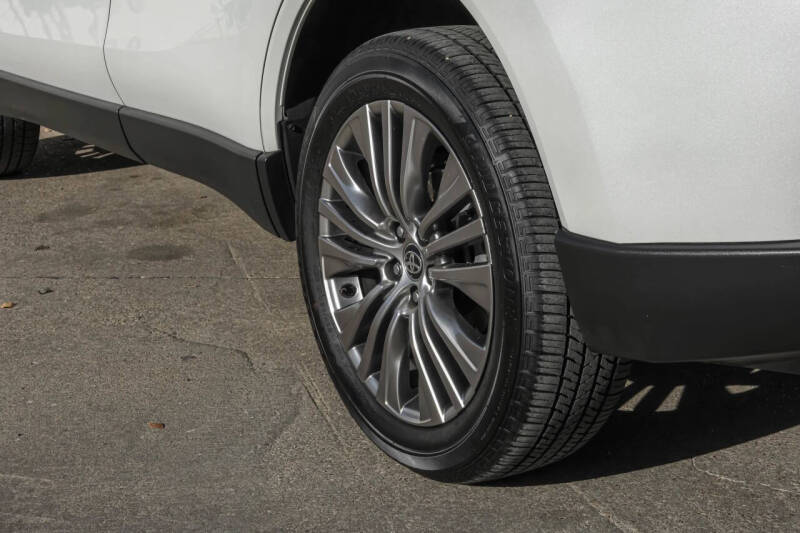 2022 Toyota Venza Limited