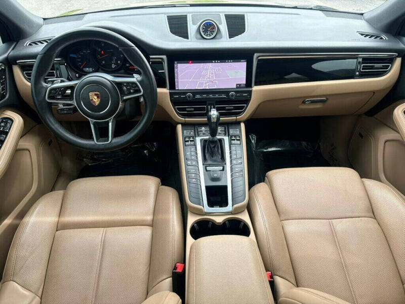 2020 Porsche Macan
