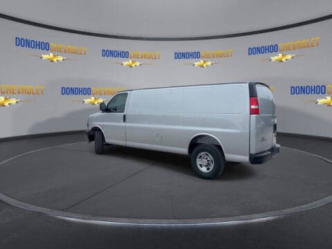 2025 Chevrolet Express 2500