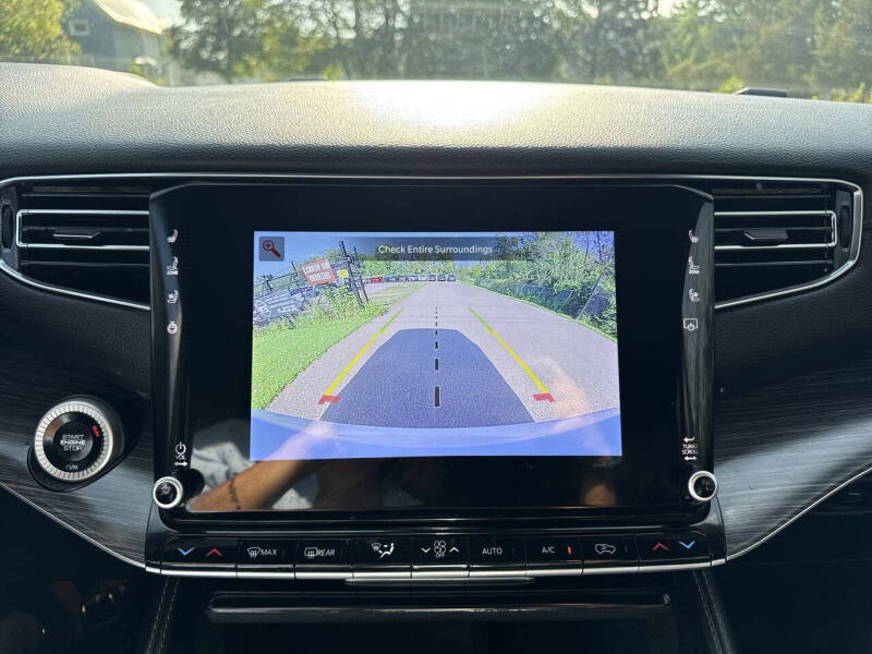 2024 Jeep Wagoneer L Series III