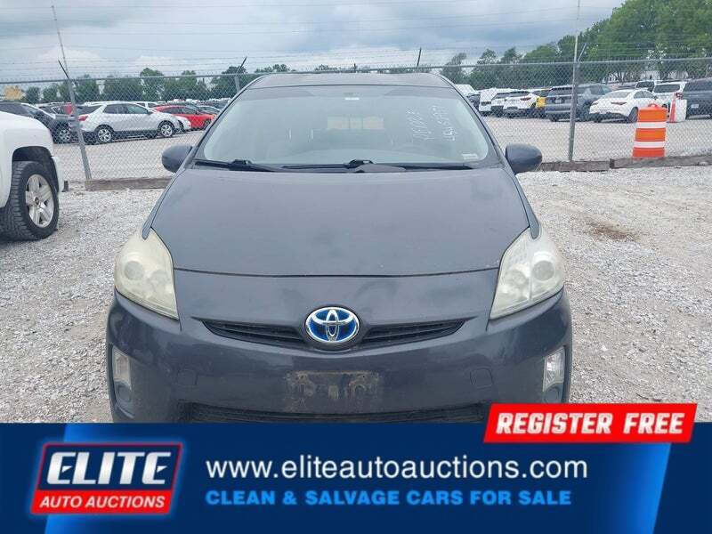 2011 Toyota Prius Two