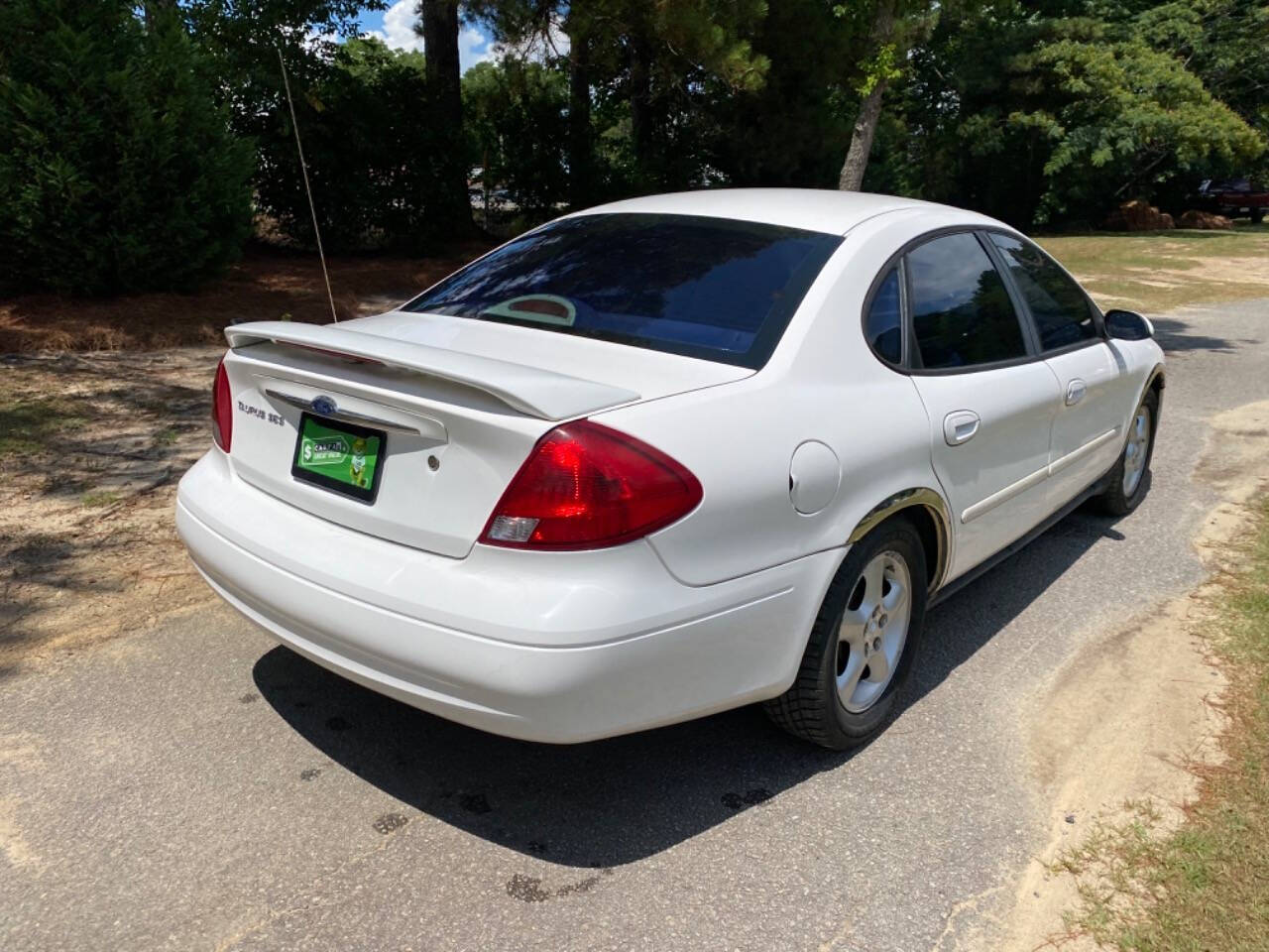 2000 Ford Taurus for sale at Tri Springs Motors in Lexington, SC