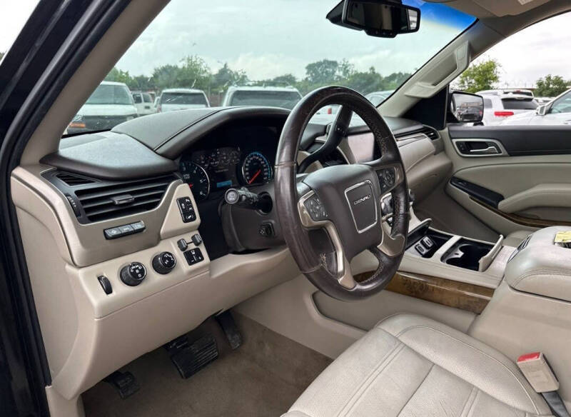 2017 GMC Yukon Denali