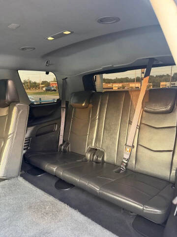 2017 Cadillac Escalade Luxury