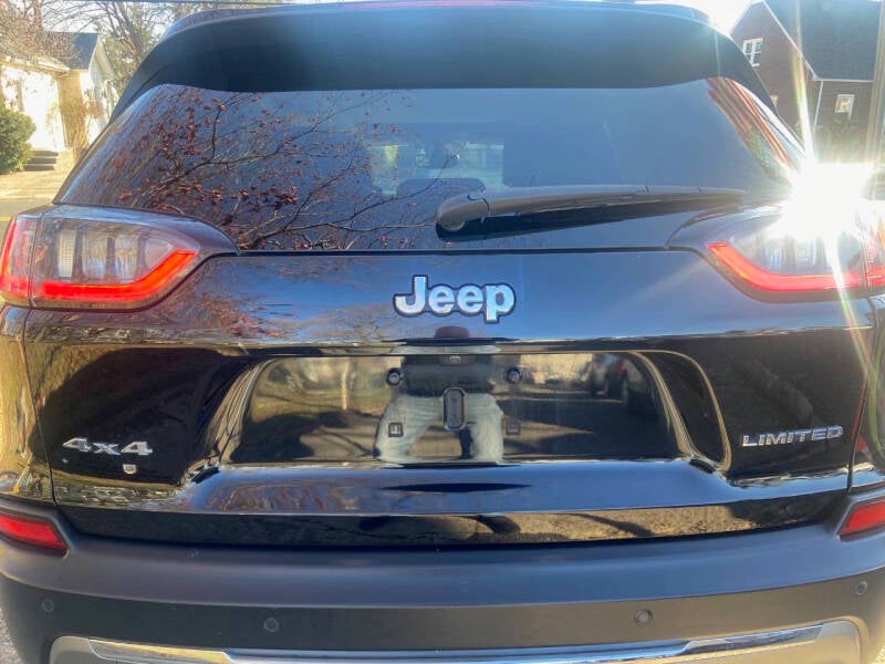 2019 Jeep Cherokee Limited photo 7