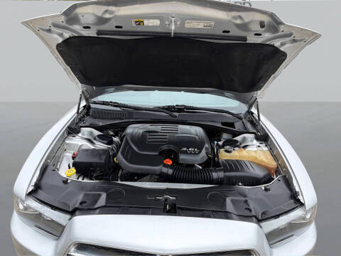 2012 Dodge Charger SE