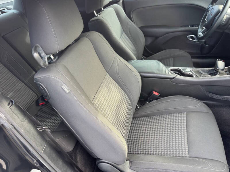 2019 Dodge Challenger SXT