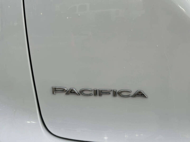 2018 Chrysler Pacifica Touring L