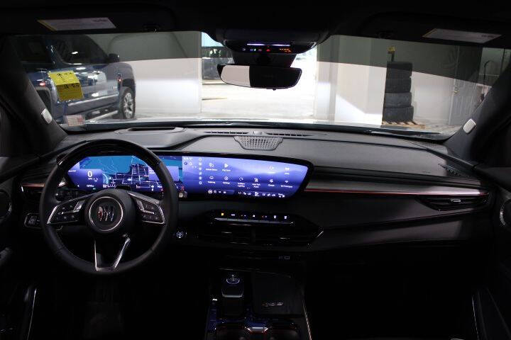 2025 Buick Enclave Avenir