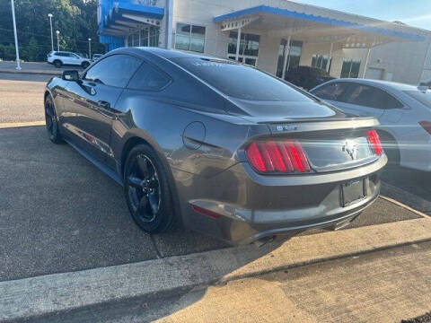 2016 Ford Mustang V6