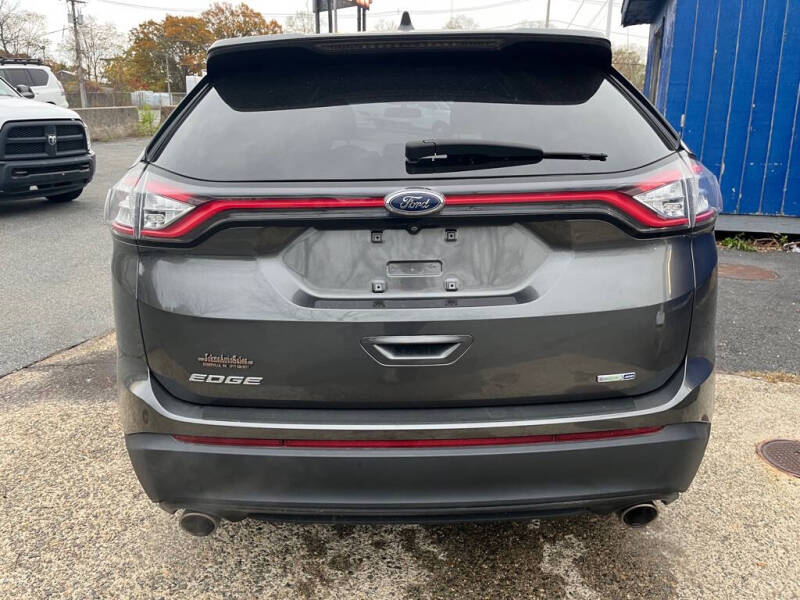 2017 Ford Edge SE