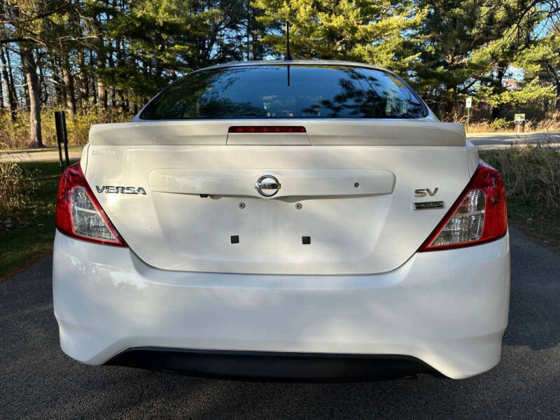 2018 Nissan Versa
