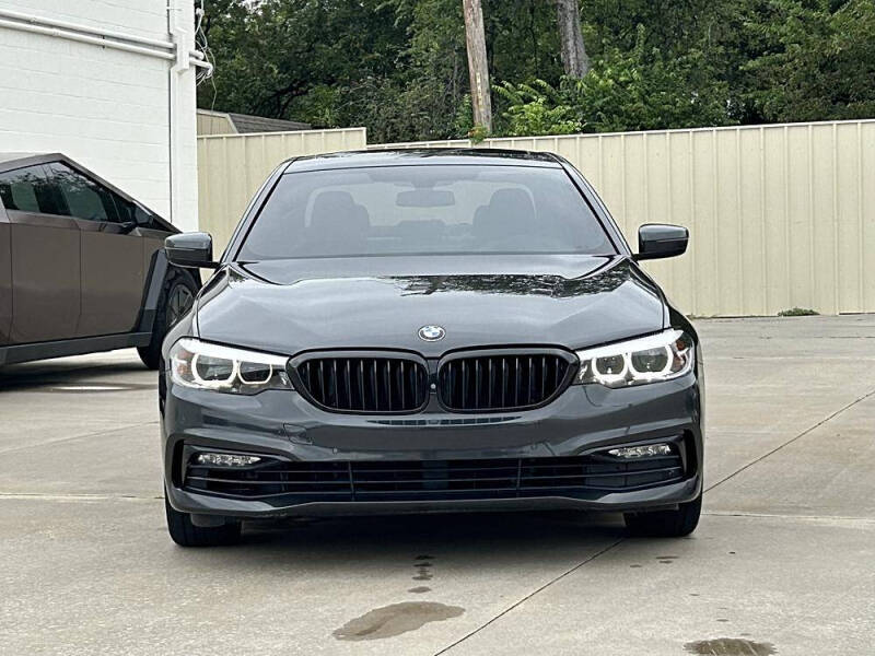 2018 BMW 5 Series 540i